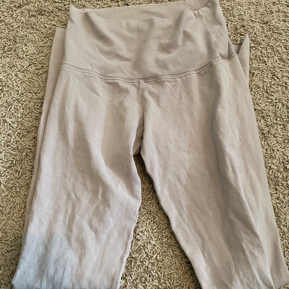 TNA grey leggings